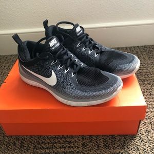Nike free run distance 2